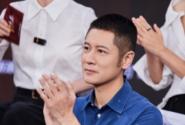 任重与孙骁骁：镜头之外的烟火人间